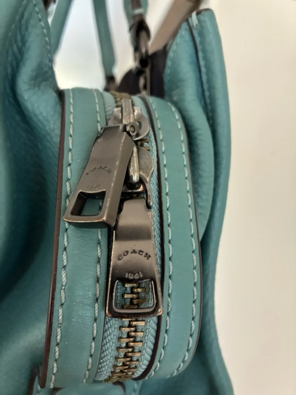 Coach Rogue 25 1941 Marine Teal - Picture 5 of 15